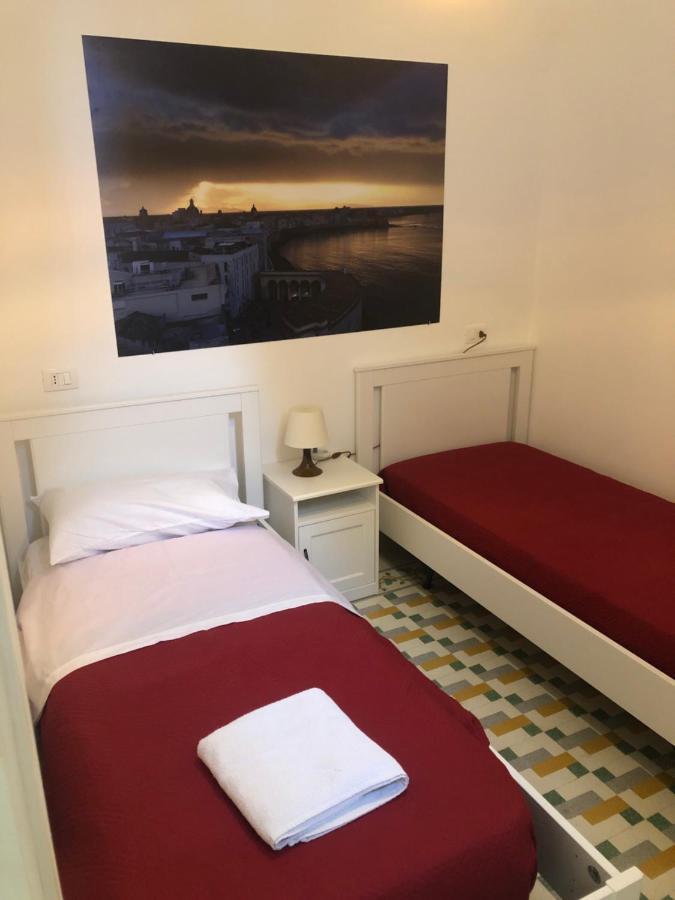 Trapani Apartments Экстерьер фото