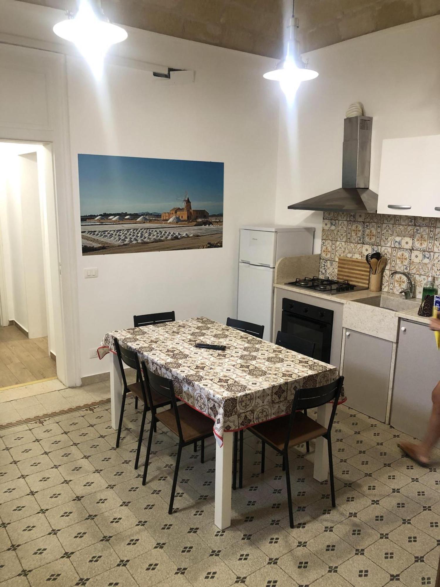 Trapani Apartments Экстерьер фото